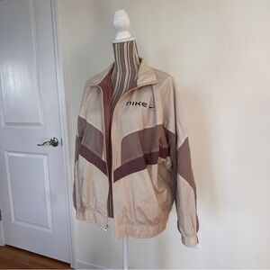 Nike Tan and Brown Windbreaker